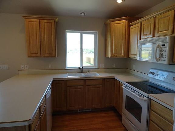 3rd image of 2539 Lake Heights Dr