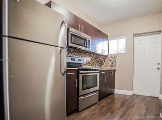 1752 NW 1st St #4A, Miami, FL 33125
