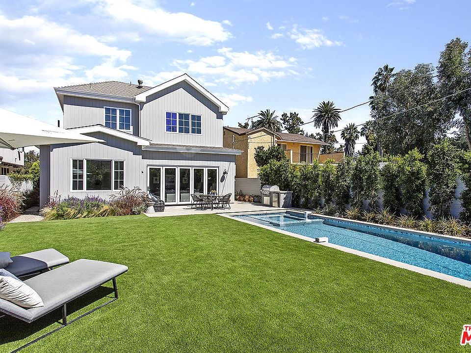 1st image of 3621 Barry Ave