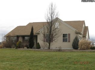 14009 Sousa St NW, North Lawrence, OH 44666