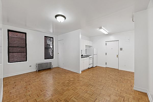 1st image of 164 Mott St #12