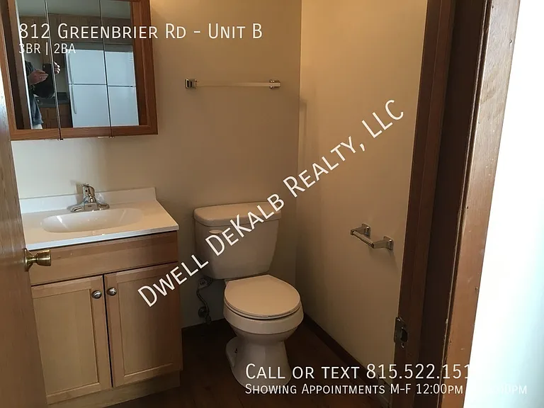 812 Greenbrier Rd #B — Photo 4