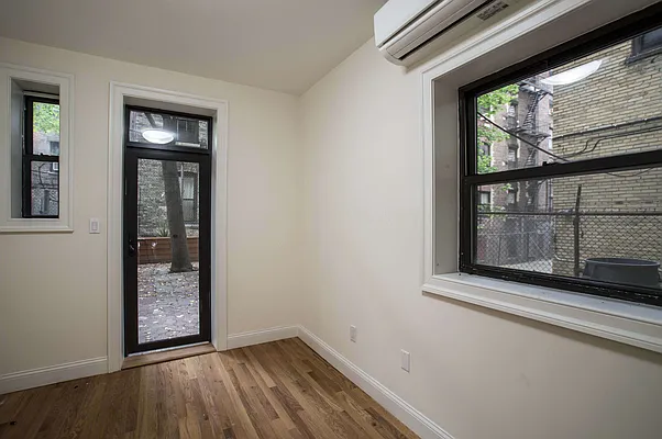 Rented by Cast Iron Real Estate | media 36