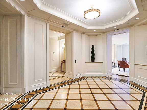 2nd image of 610 Park Ave APT 2BC