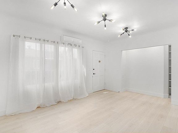 2nd image of 3825 Westwood Blvd #3827
