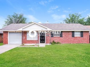 808 Lotus Ave, Midwest City, OK 73130