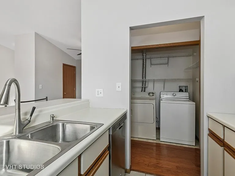 1332 Cunat Ct #3D — Photo 3