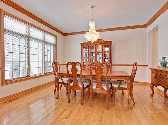 4th image of 1024 Pine Grove Ct