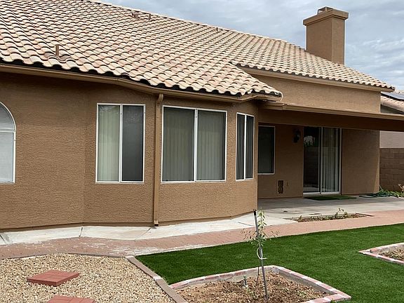 2nd image of 3301 E Rosemonte Dr