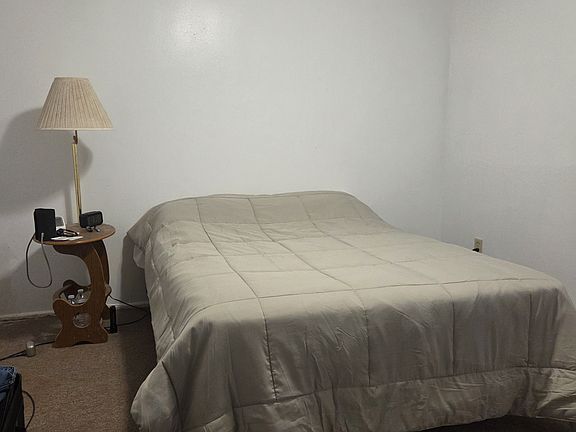 4th image of 1605 1/2 Wood Ave
