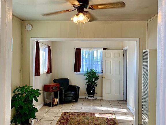 4th image of 428 Val Verde St #B