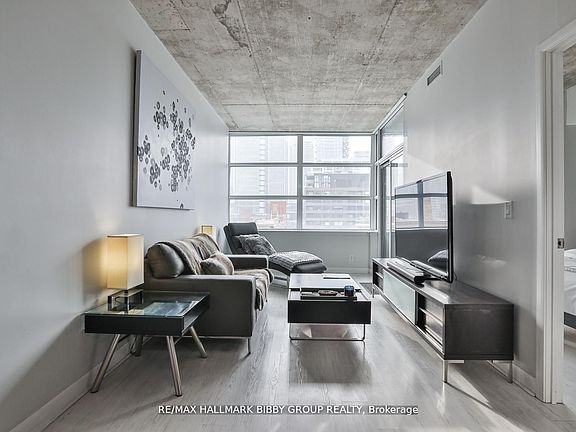 2nd image of 478 King St W #606
