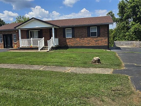 2nd image of 561 E Lincoln Trail Blvd