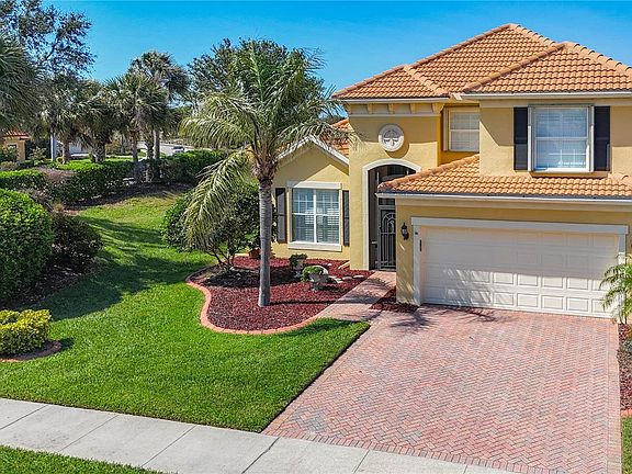 2nd image of 23901 Waverly Cir