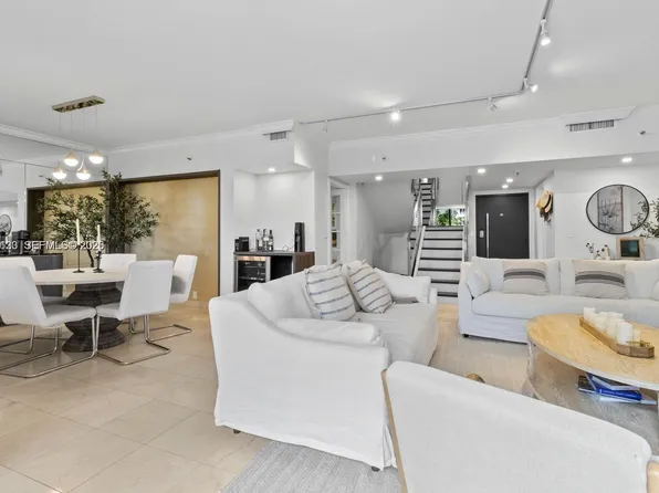 520 Brickell Key Dr APT A307, Miami, FL 33131