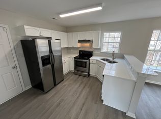 2843 Longspur Dr, Matthews, NC 28105