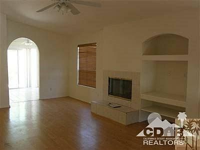 1st image of 52591 Avenida Mendoza