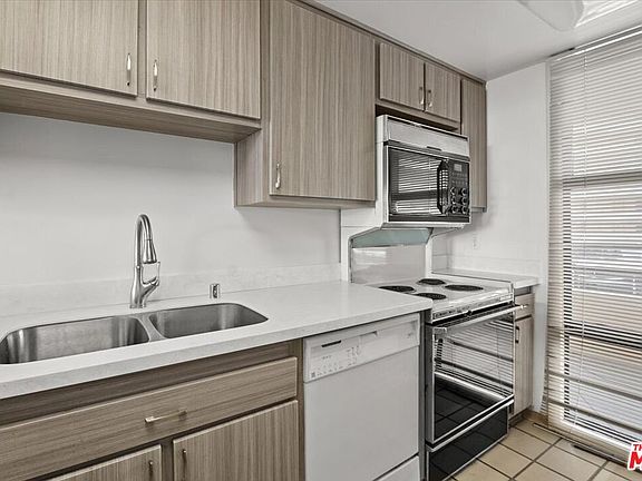 4th image of 4337 Marina City Dr Unit 247