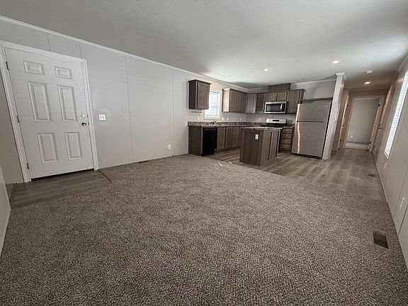 5th image of 38000 Le Chateau Blvd #524