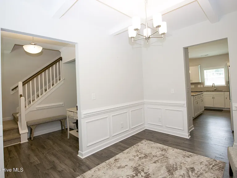 88 Kensington Dr — Photo 6
