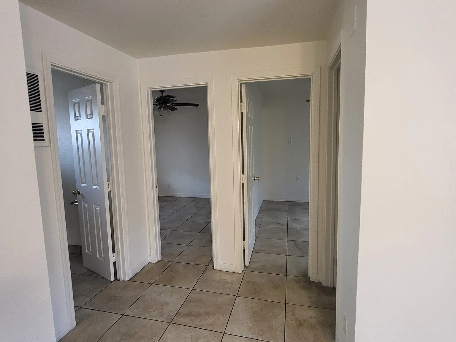 2 bed, $1,099 — Photo 4