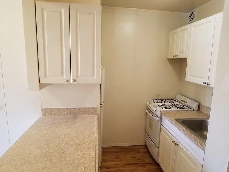 333 E 95th St #6D — Photo 5