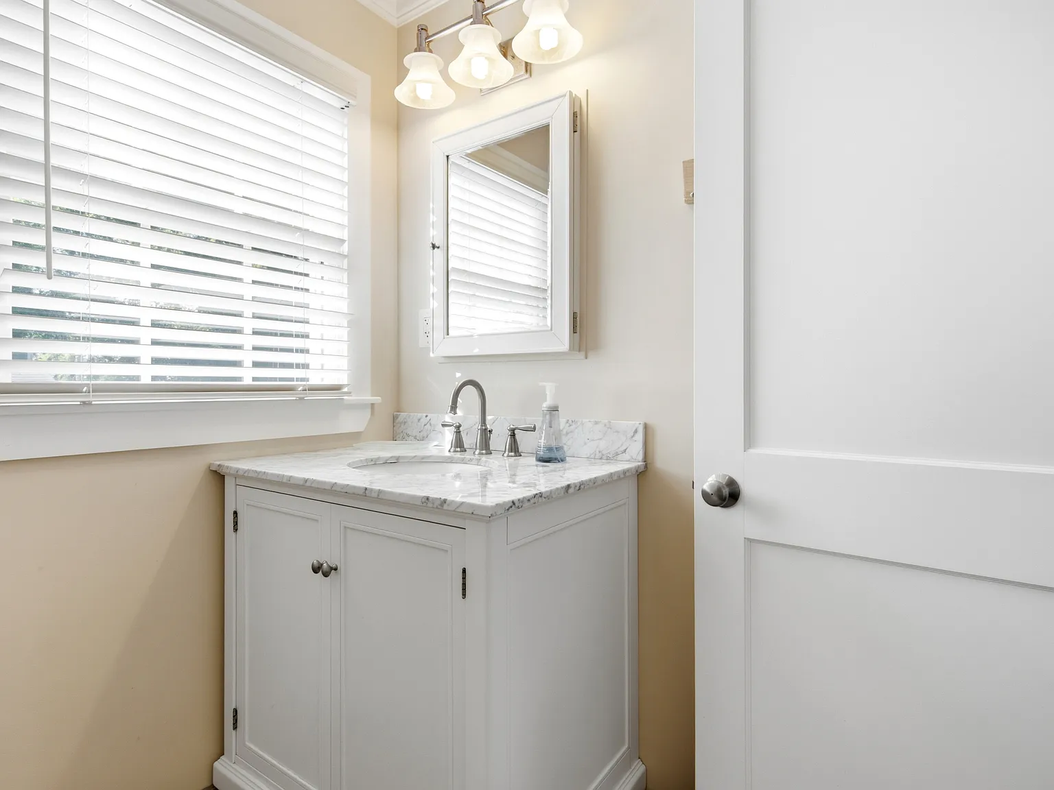 454 Ocean Avenue — Photo 4