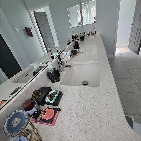 16804 Meadows St — Photo 24