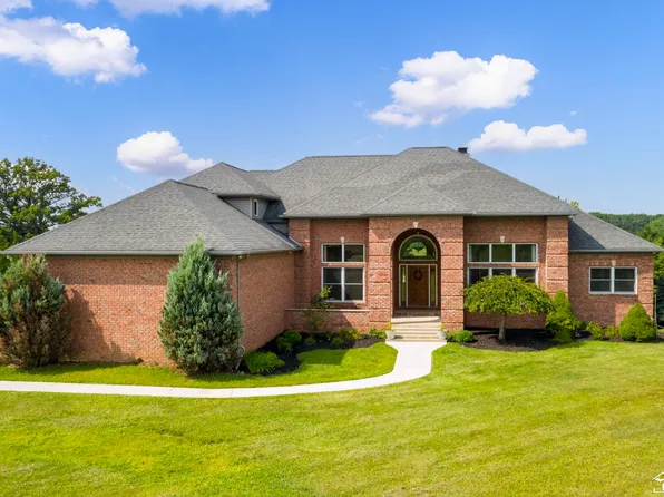 338 W Morocco Rd, Temperance, MI 48182