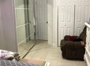 10475 SW 46th St, Miami, FL 33165