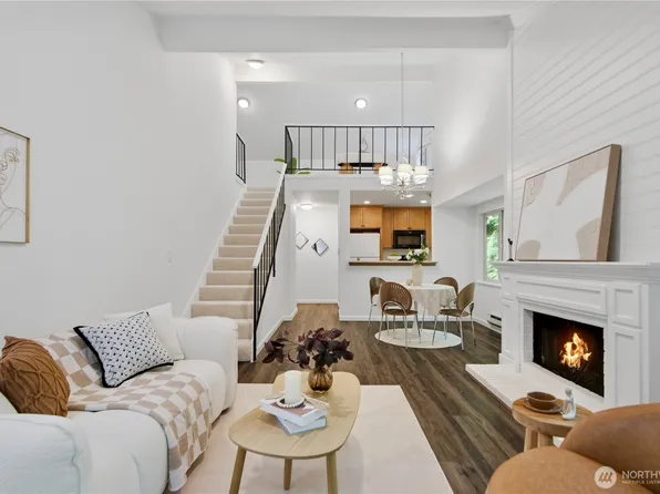 14624 NE 81st Street #C4, Redmond, WA 98052