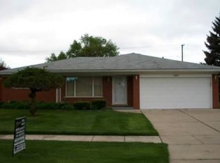 31233 Gilbert Dr, Warren, MI 48093