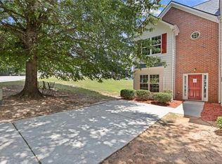 378 Brookview Dr, Riverdale, GA 30274