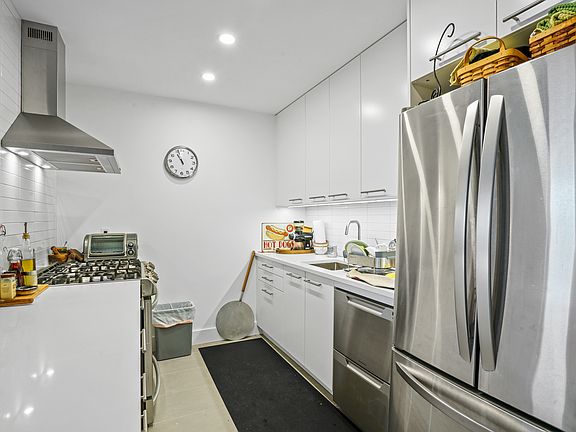 3rd image of 99 Commerce St Floor 2