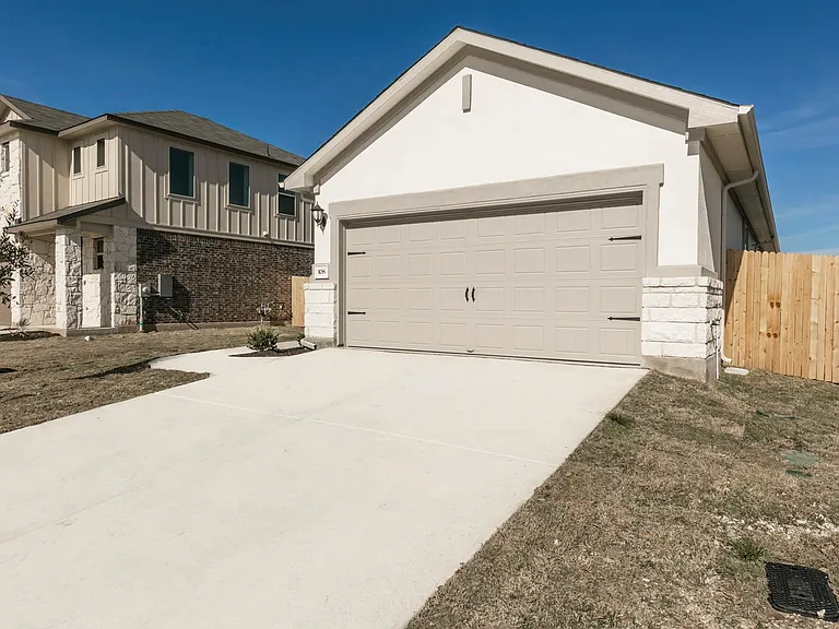 108 Otella St — Photo 27
