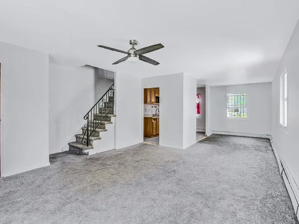 611 65th Bch, Arverne, NY 11692