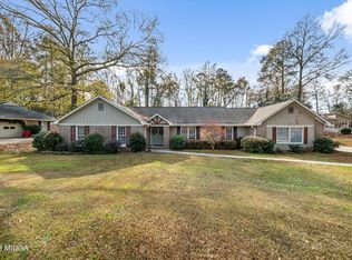 4724 Oxford Rd, Macon, GA 31210