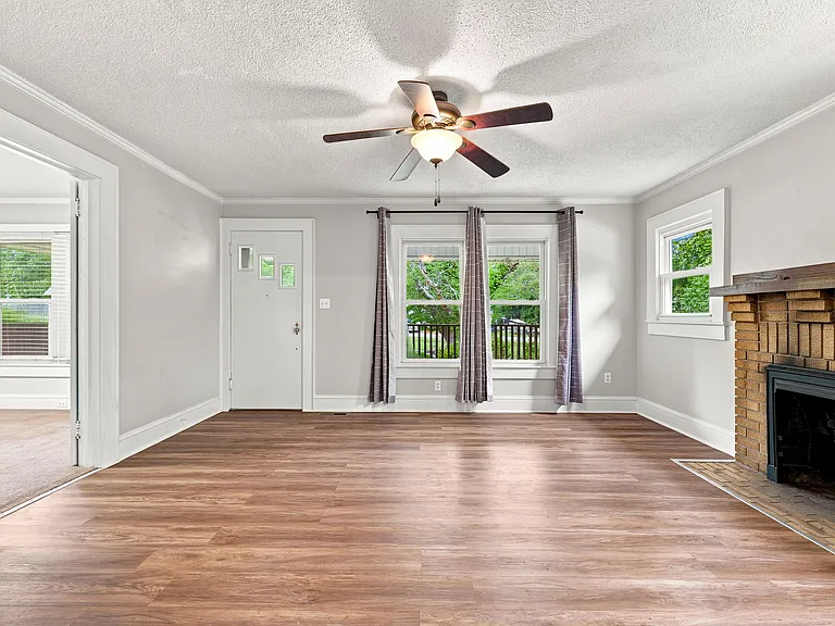 3629 Pleasant Garden Rd — Photo 5