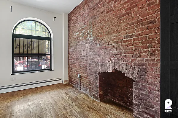 Rented by REZI | media 5