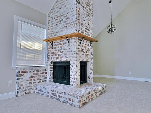 5th image of 3003 Cedarwood Village Ln