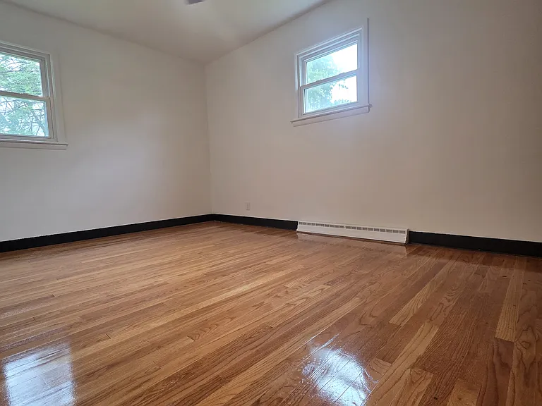 604 N Bird St — Photo 5
