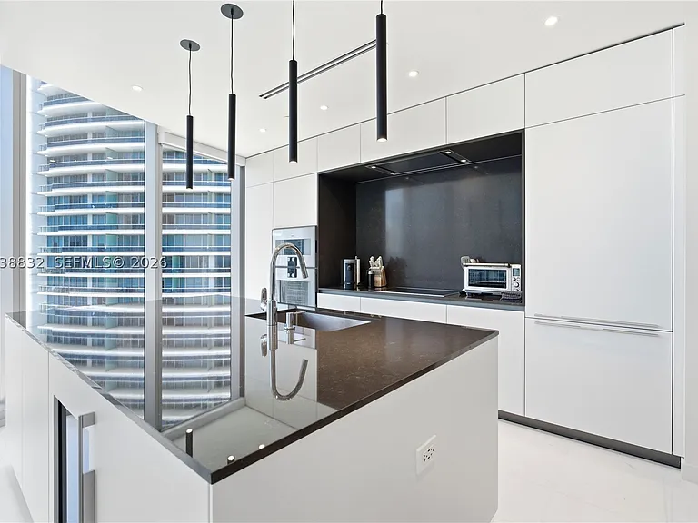 300 Biscayne Boulevard Way #4007W — Photo 14