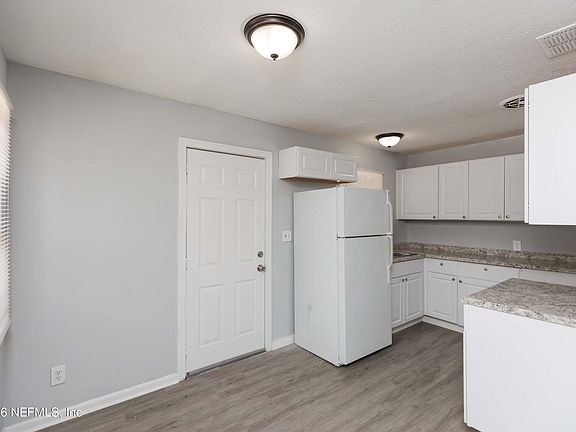 3rd image of 1839 W 30TH Street