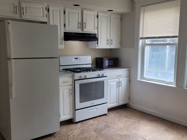258 Vine St #2L, Everett, MA 02149