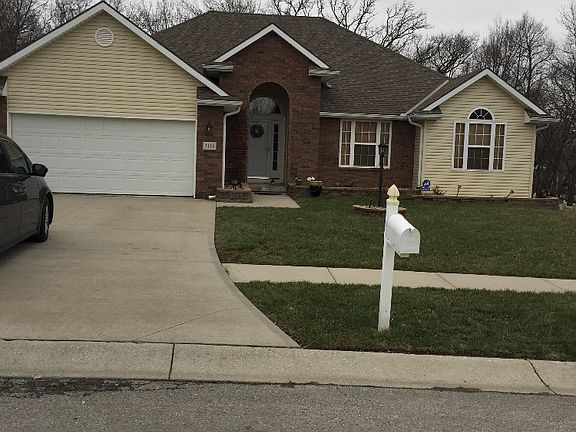 3rd image of 3115 Morton Ln