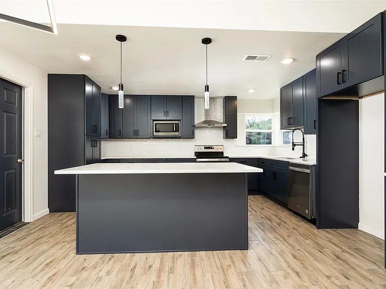 13155 Pebblewalk Cir S — Photo 1
