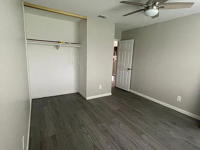 1046 McMahr Rd — Photo 5
