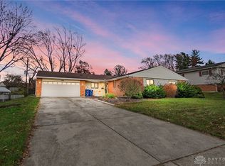 956 Spinning Rd, Dayton, OH 45431