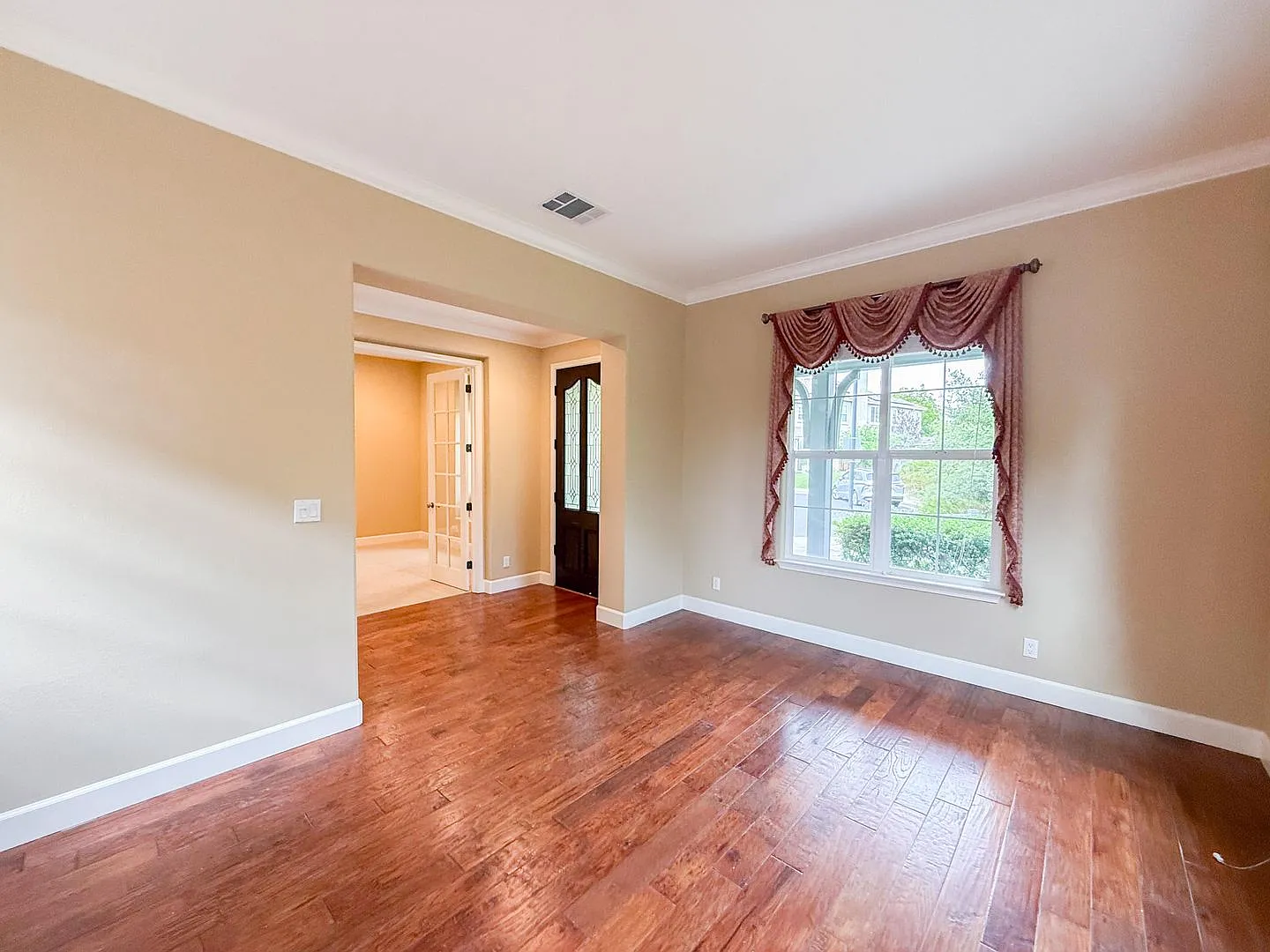 Executive Style Home in San Ramon Windemere — Photo 3