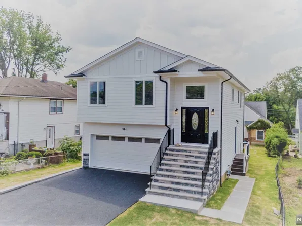 20 Greenwood Ave, Elmwood Park, NJ 07407